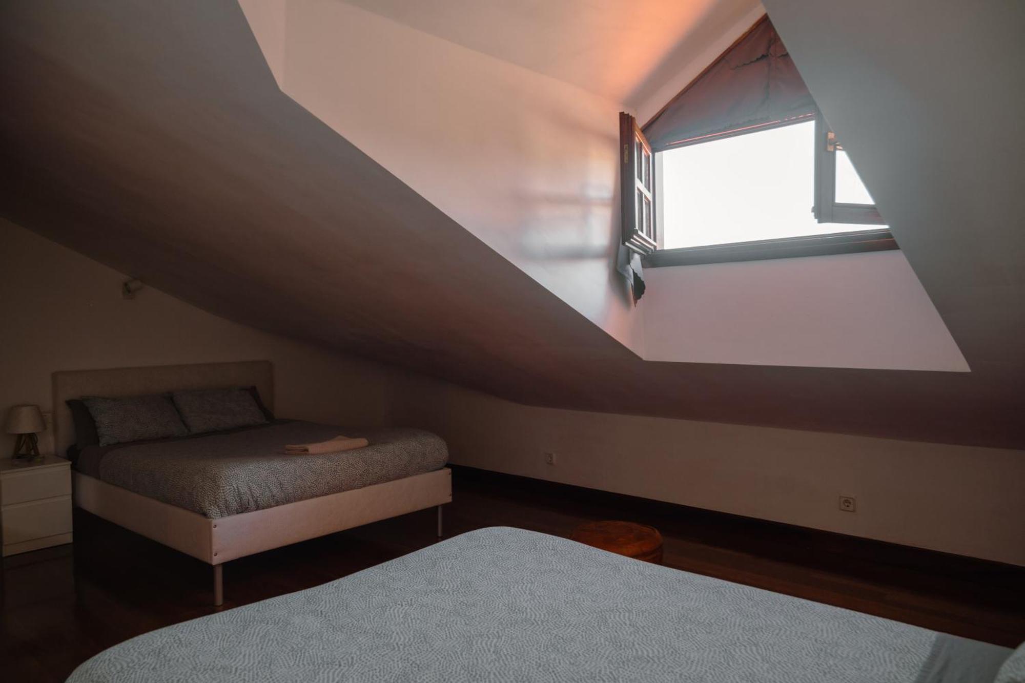 Chalet Bilbao-Aeropuerto Sondika Стая снимка